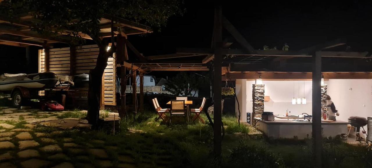 The White House Villa Kamilski Dol Luaran gambar
